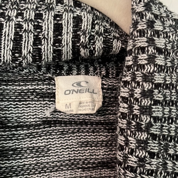 O’Neill cardigan - Picture 2 of 3